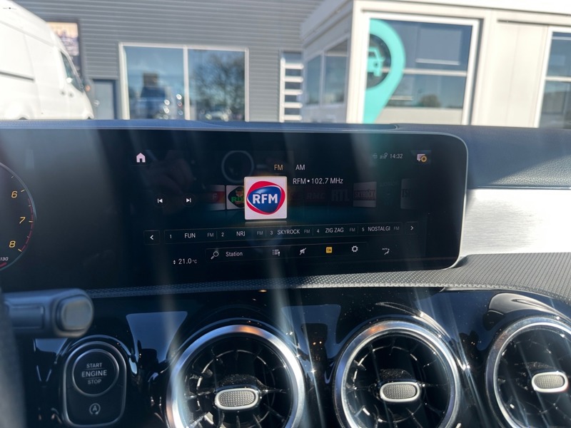 Image Mercedes-Benz CLASSE A A 180 Compacte  Classe A 180 AMG Line A 180 Compacte